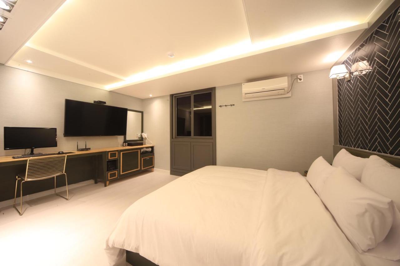 Cheese 3* Busan