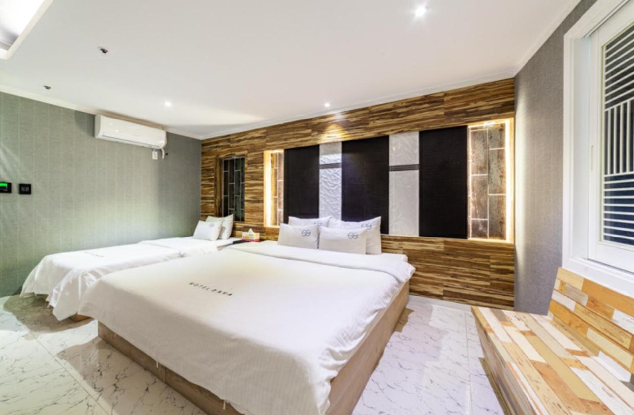 Zava Motel