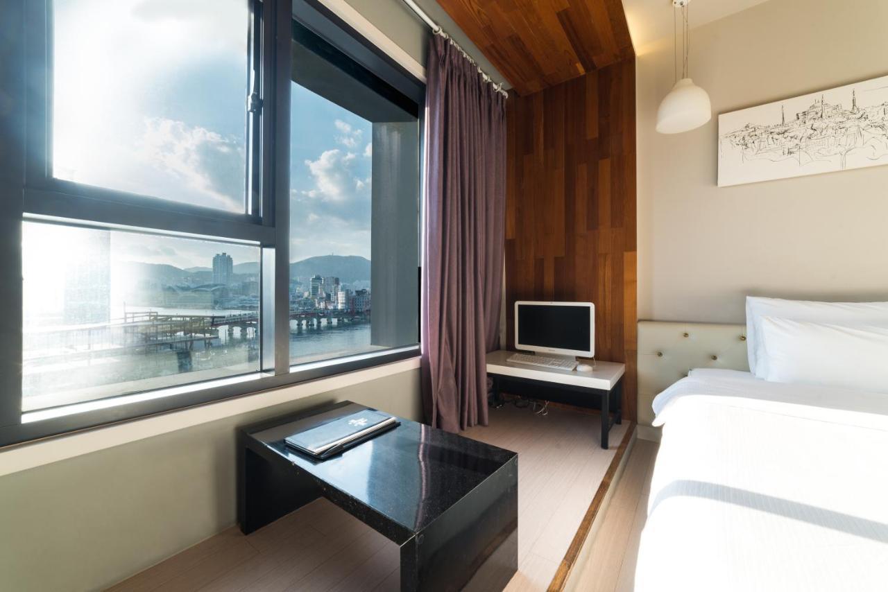 motel Bridge Busan
