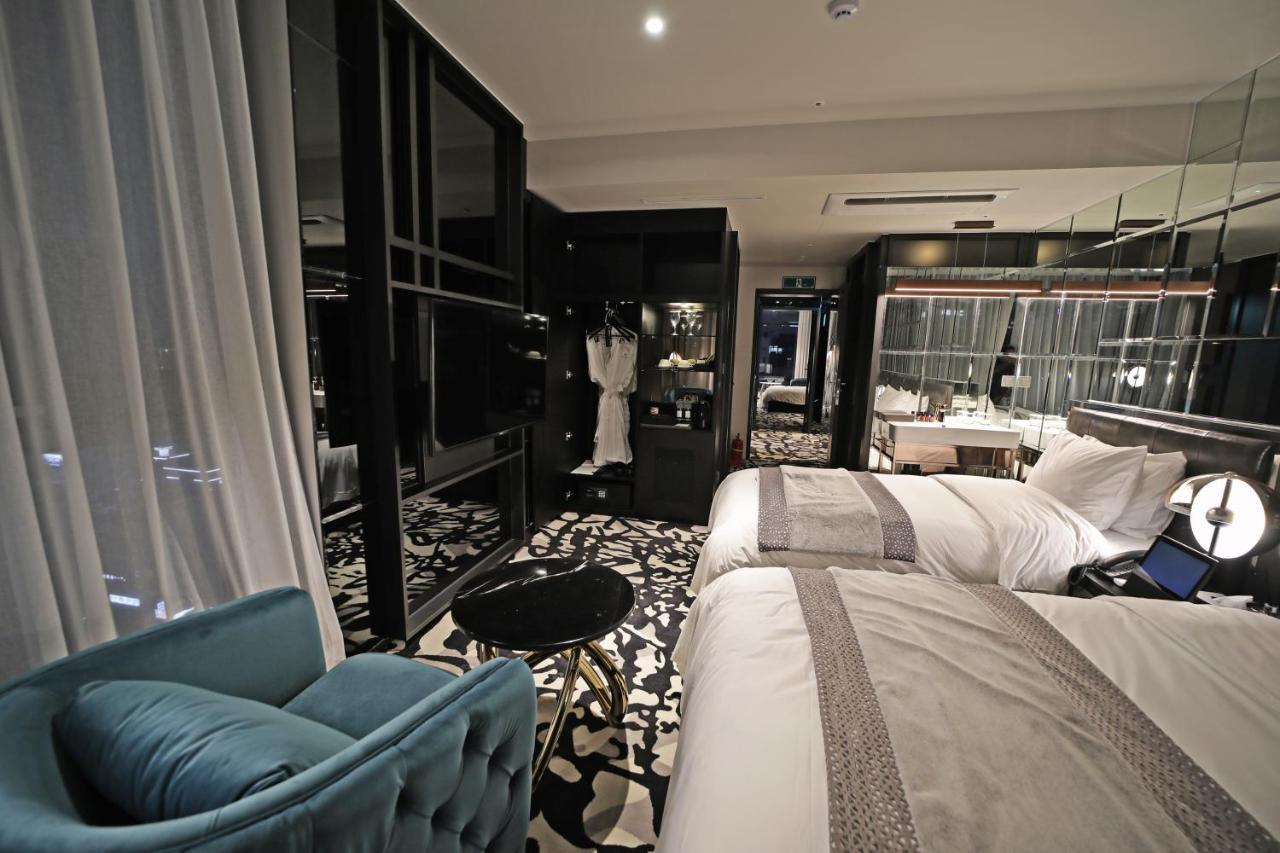 Louis Hamilton Gwangan 3* Busan