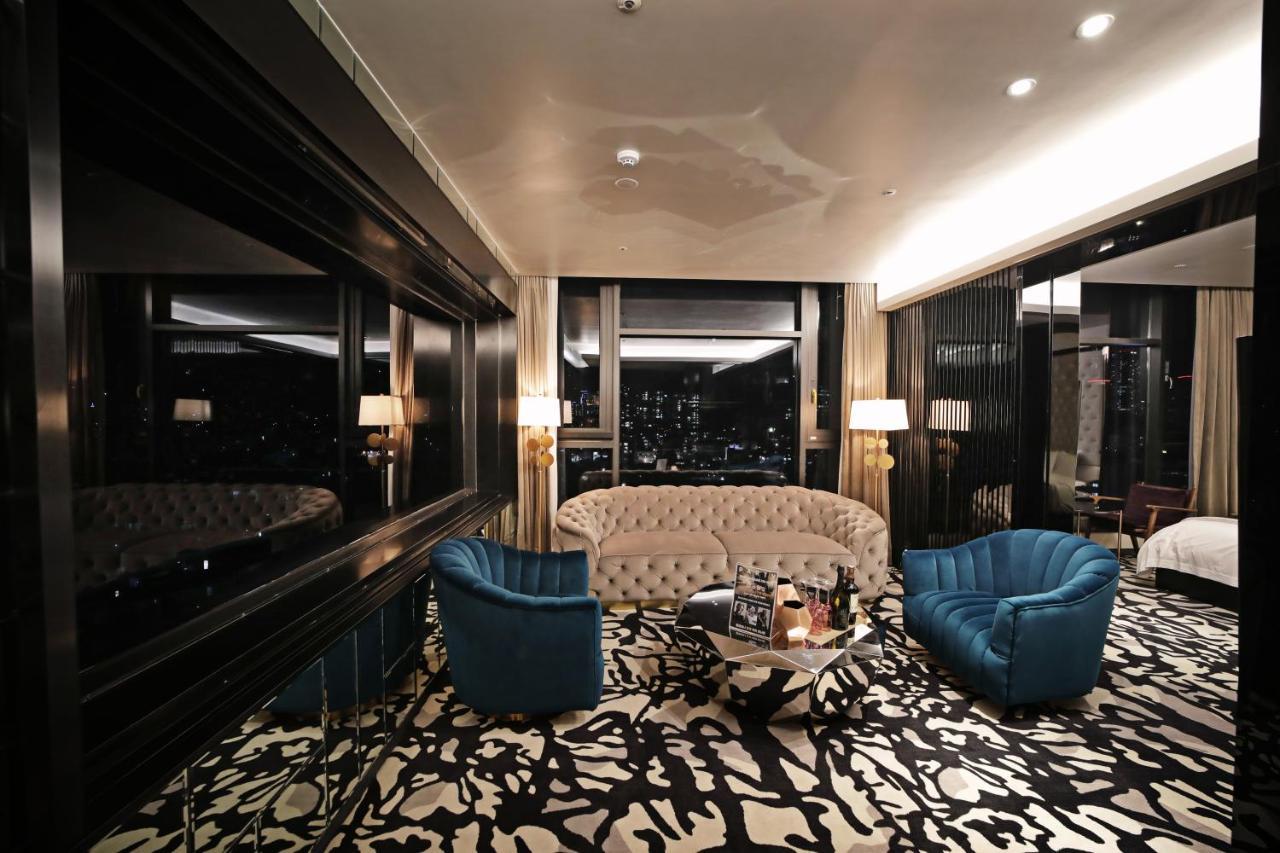 Louis Hamilton Gwangan Hotel
