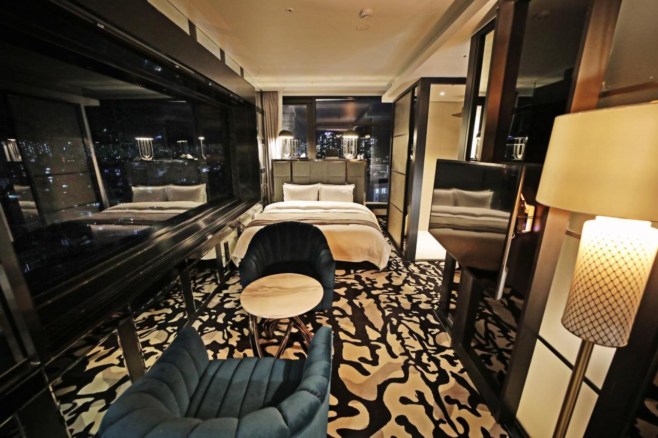 Hotel Louis Hamilton Gwangan 3*
