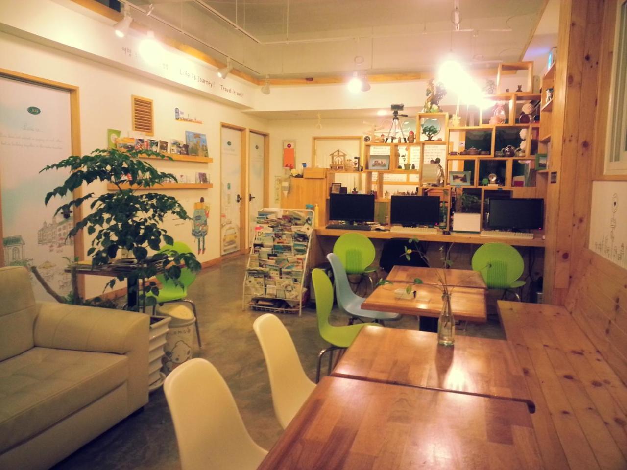 Blue Backpackers Hostel Busan