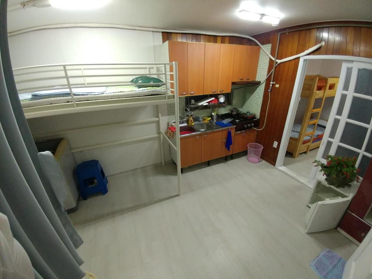 Exclusive Use Whole House For * Busan