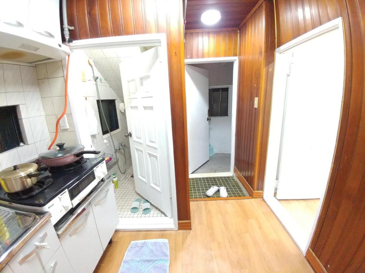 Apartment Exclusive Use Whole House For