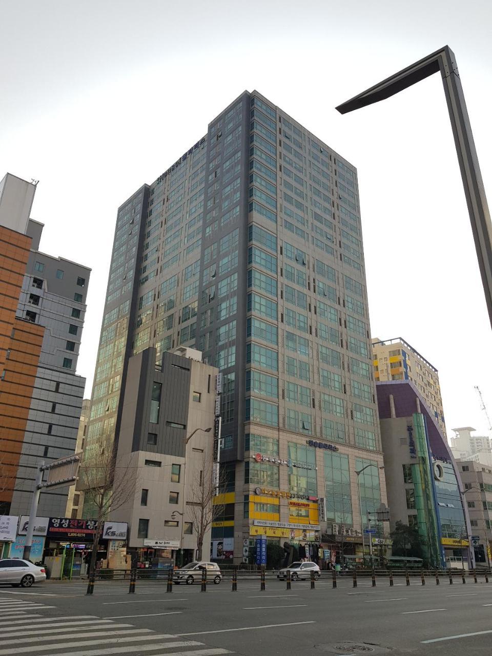 Lotte Apartment 1 Busan