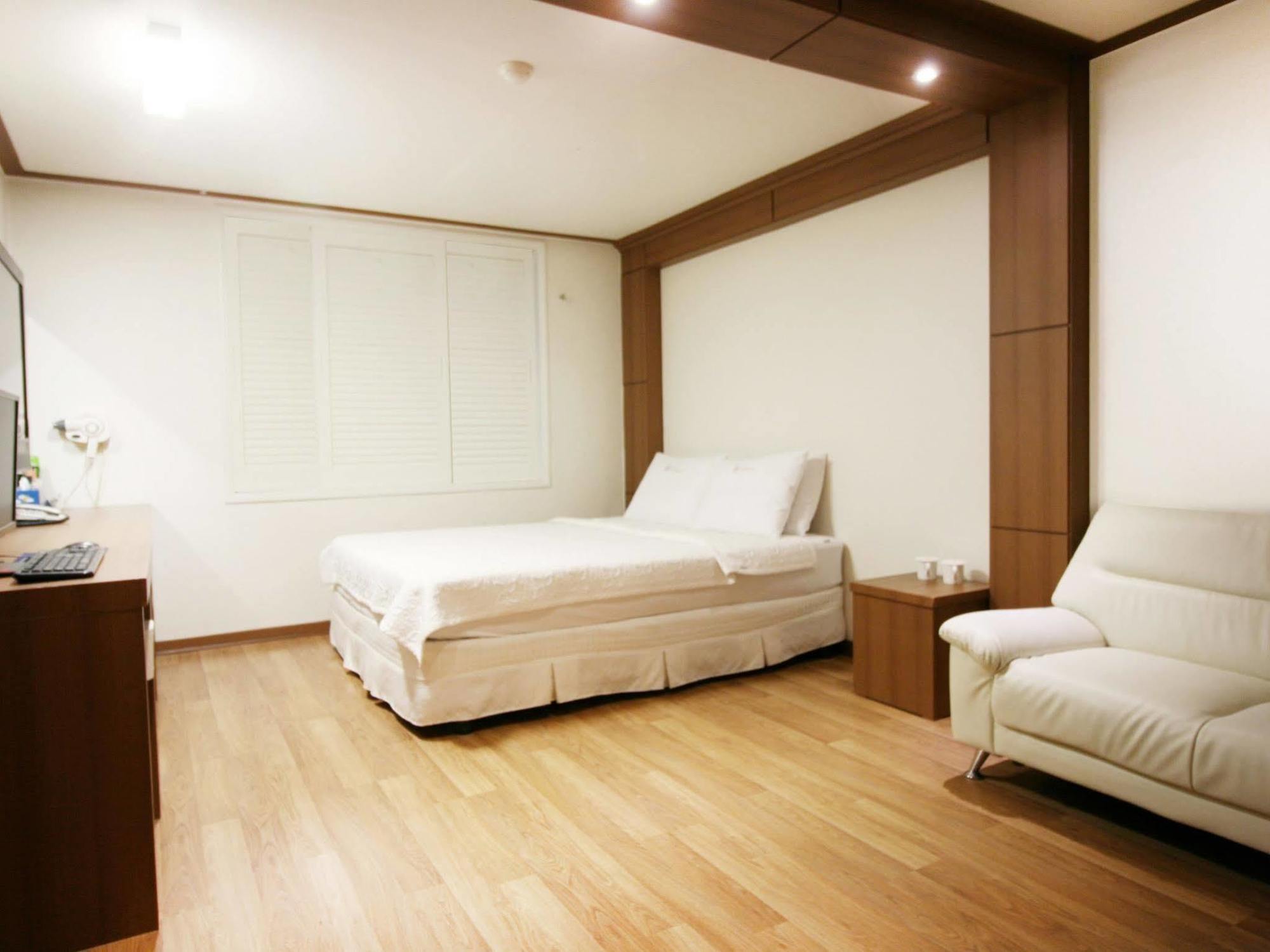 Orange Hotel Busan