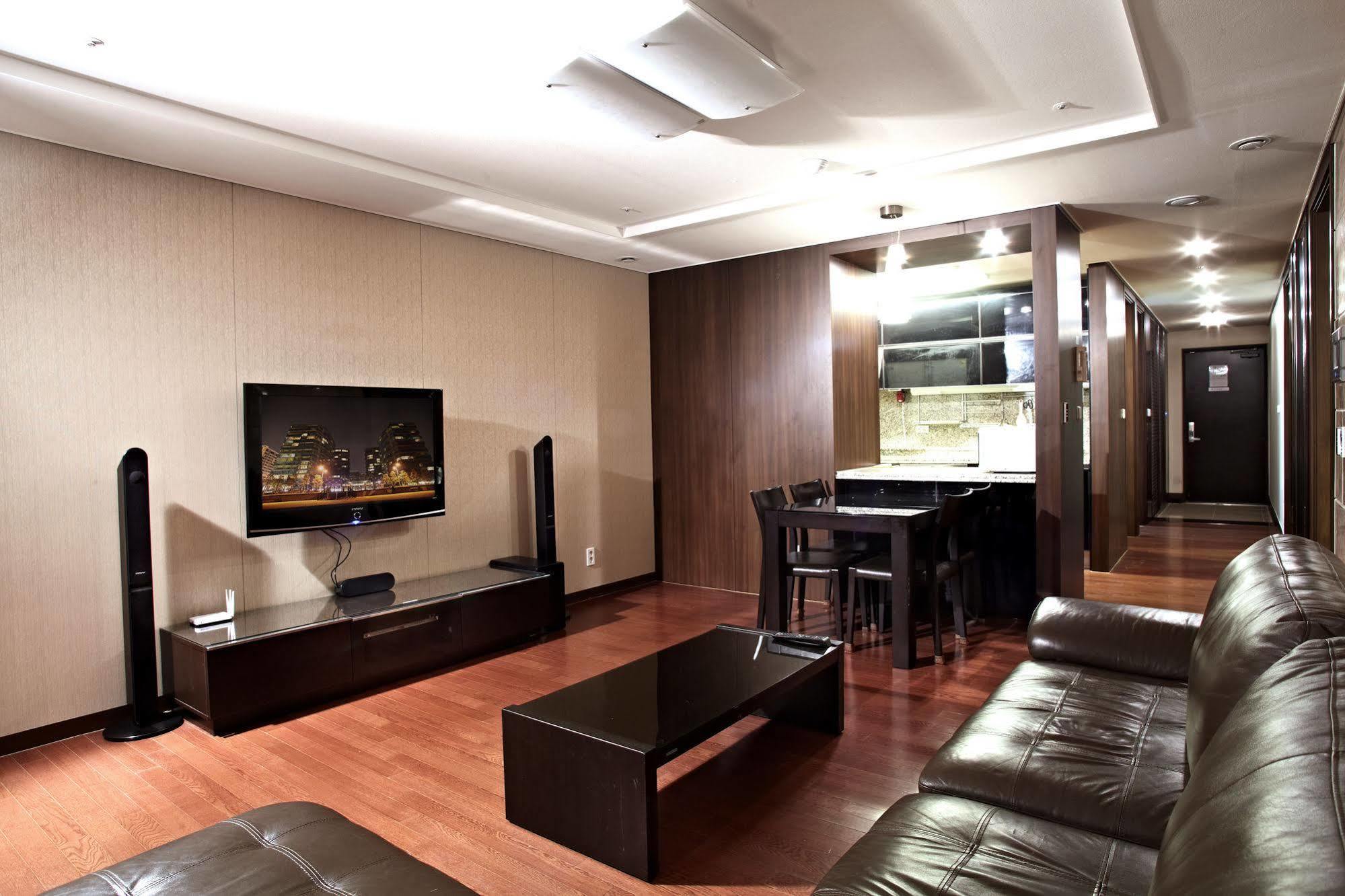 Apartment Pale De Cz Lct House *