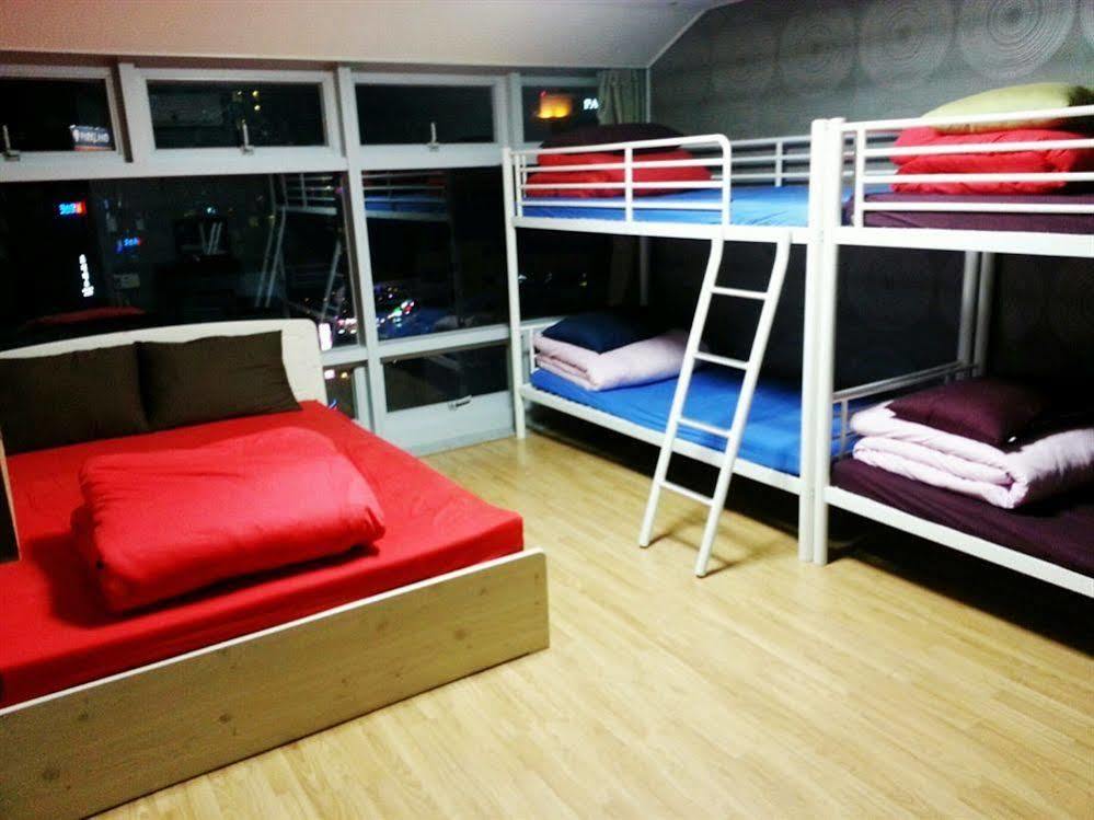 Popcorn Haeundae Hostel *