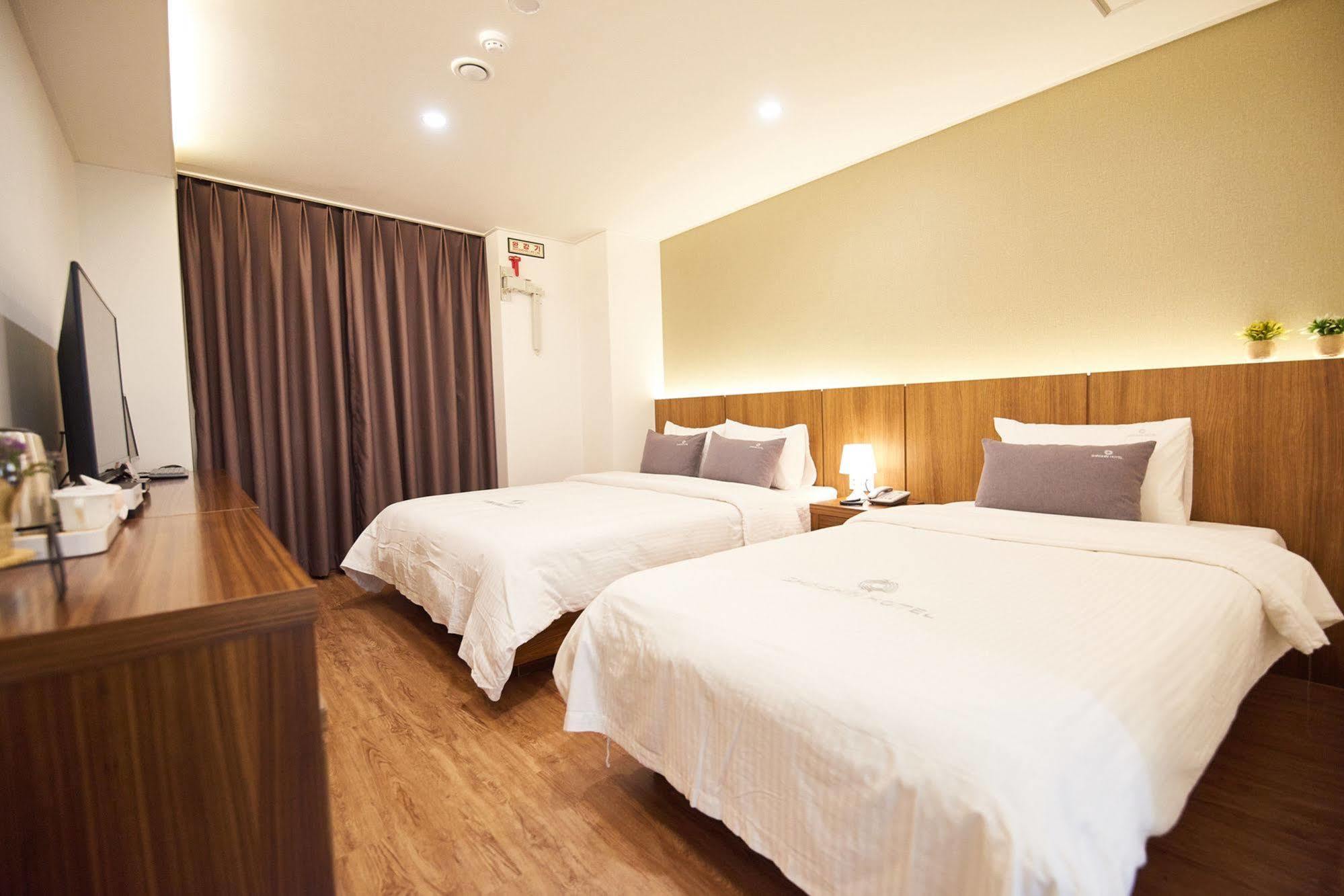 Hotel Shin Shin