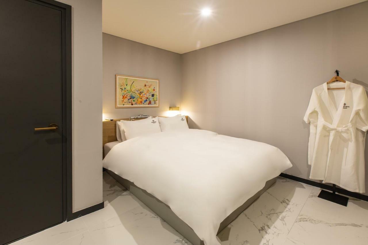 Hotel Brown Dot Gijang Yeonhwari *