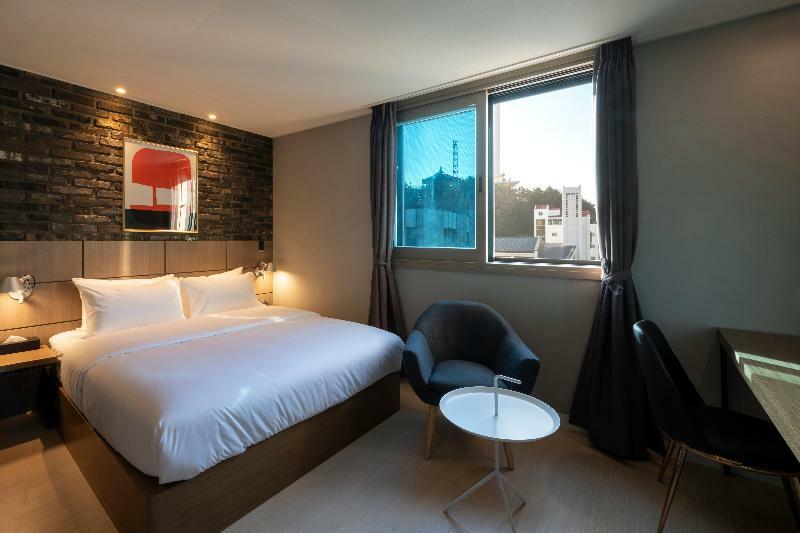 No. 25 Signature Daecheong Hotel 3*