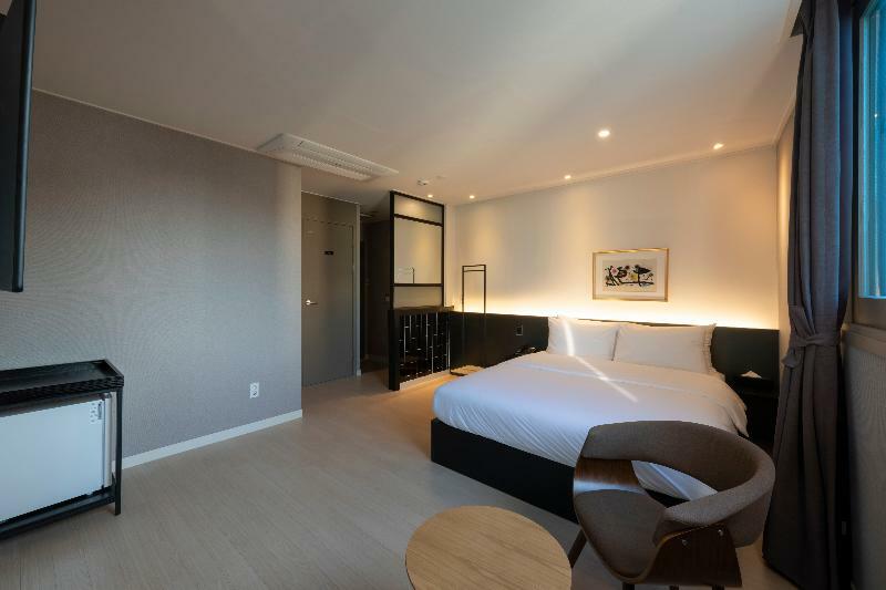 Hotel No. 25 Signature Daecheong 3*