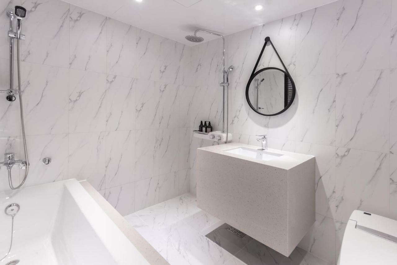 Browndot Centum Hotel 3*