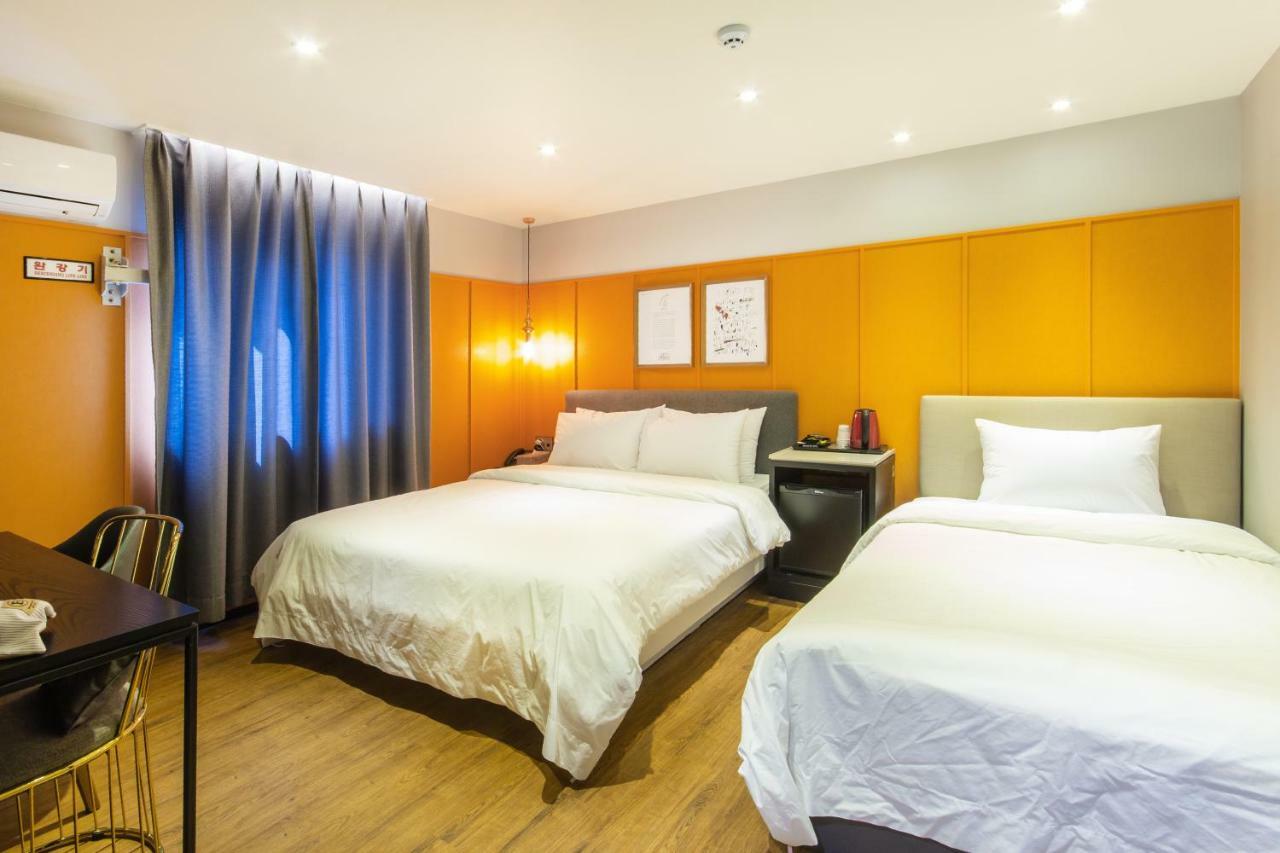 Browndot Centum