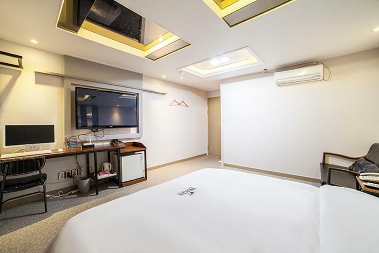 Motel Bricks Haeundae 2*