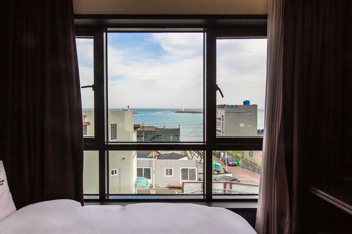 Hotel Brown Dot Gijang Yeonhwari *