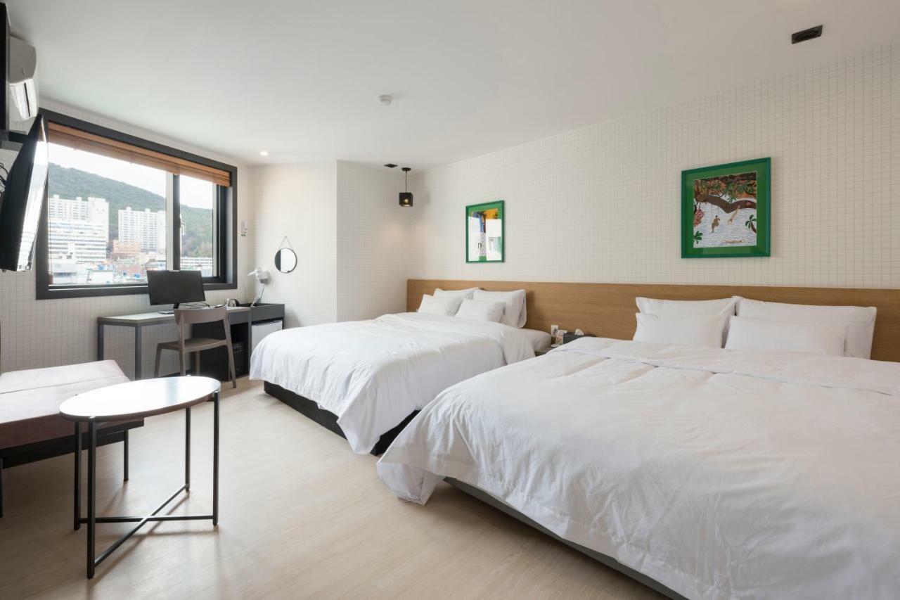 No. 25 Yongho Hotel Busan