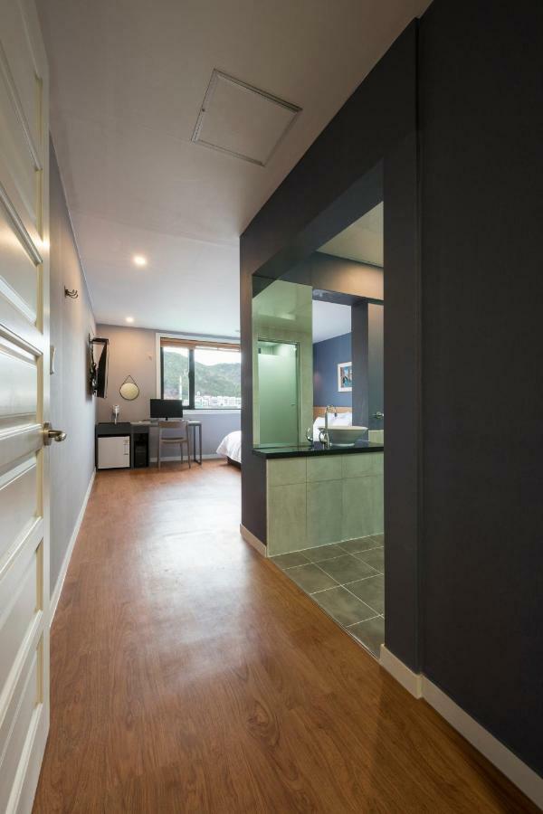 Hotel No. 25 Yongho 2*