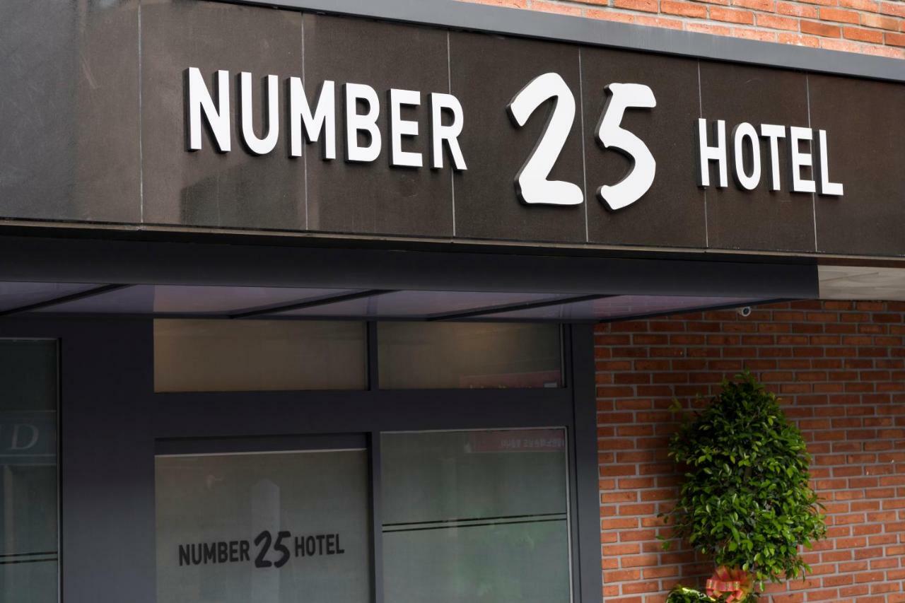 No. 25 Yongho Hotel Busan