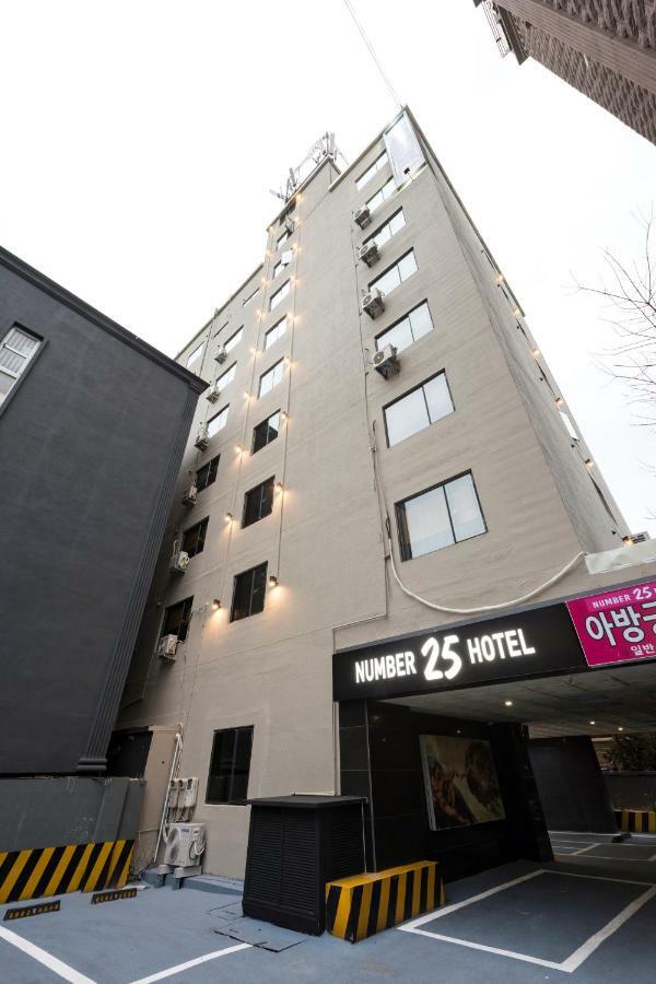 Hotel No. 25 Yongho 2*