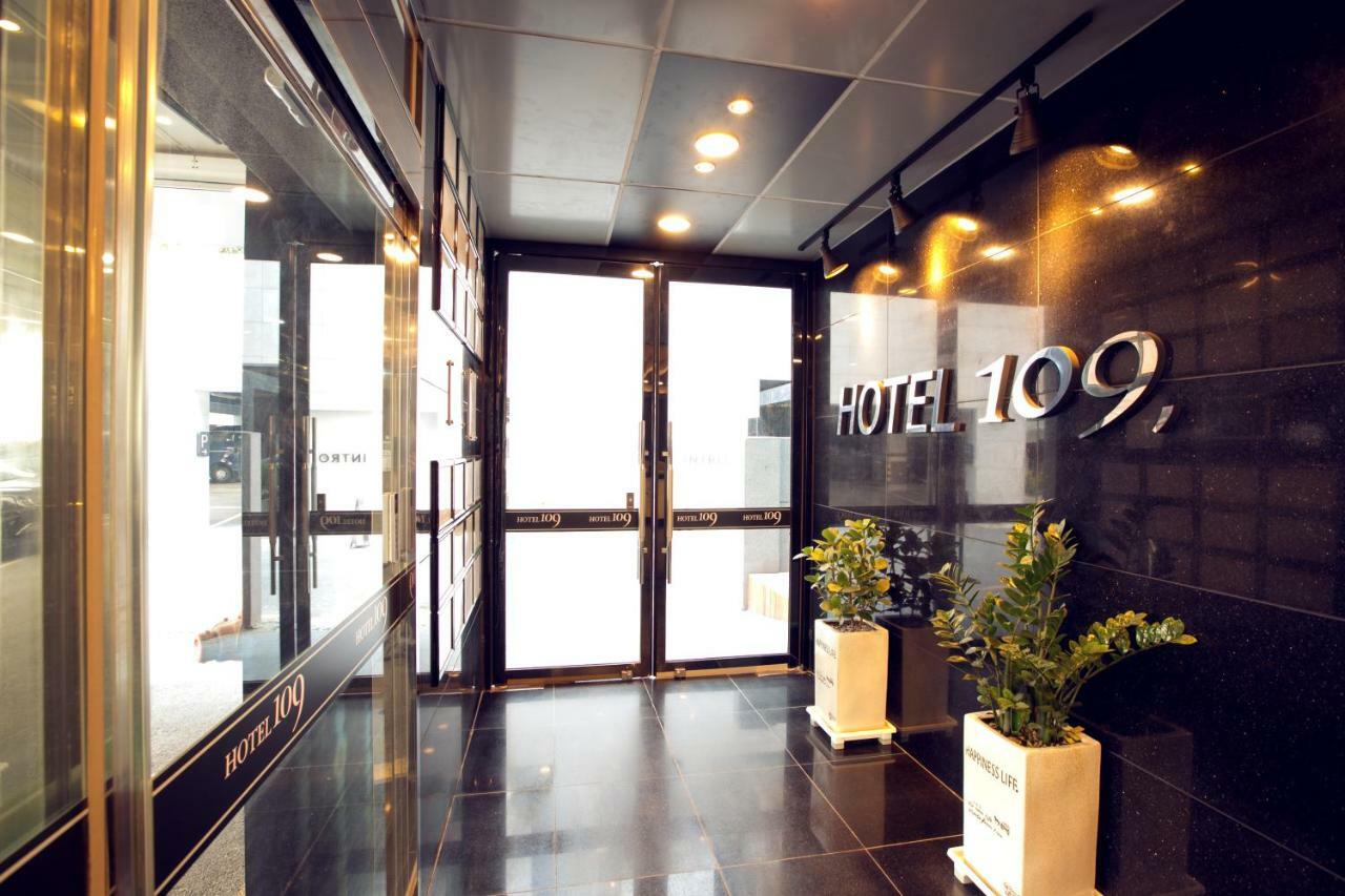 109