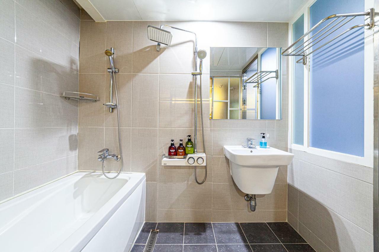 Station Popcorn Hotel Busan