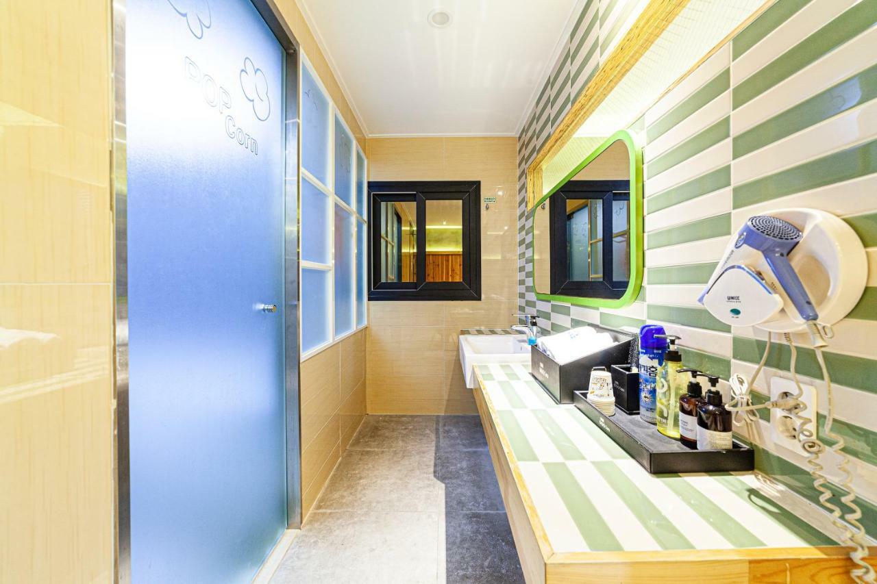 Hotel Station Popcorn