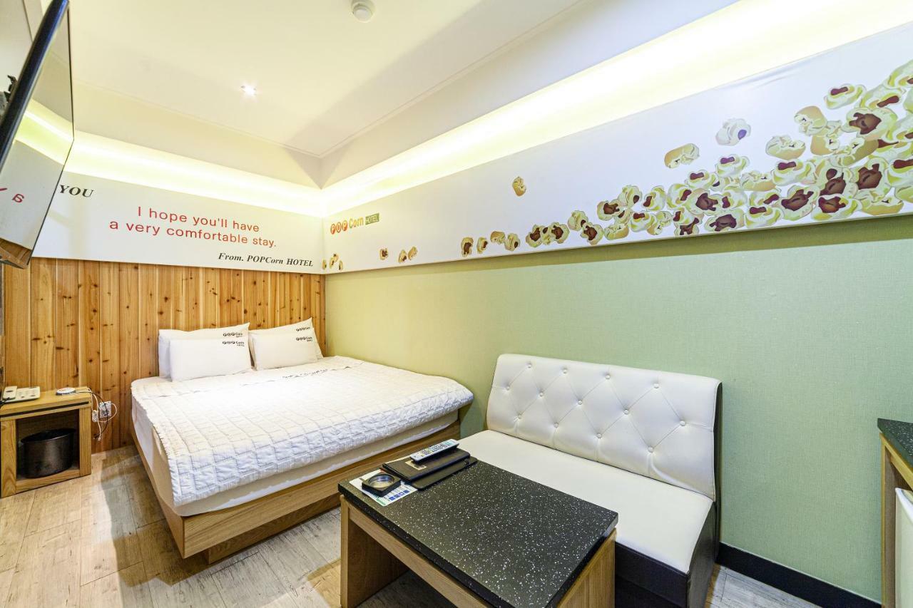 Hotel Station Popcorn 2*