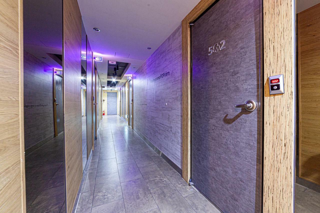 Hotel Station Popcorn 2*