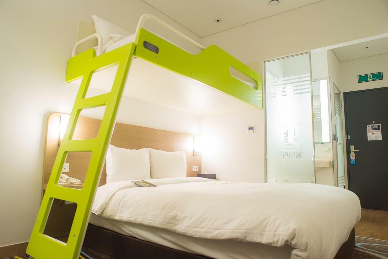 Ambassador Haeundae Hotel 2*