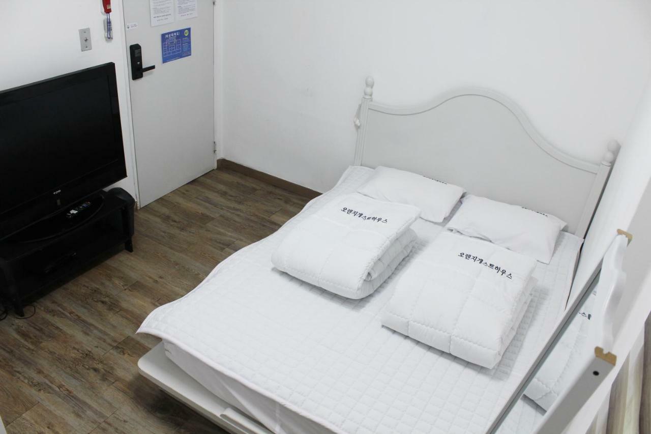 Orange Guest house 2*