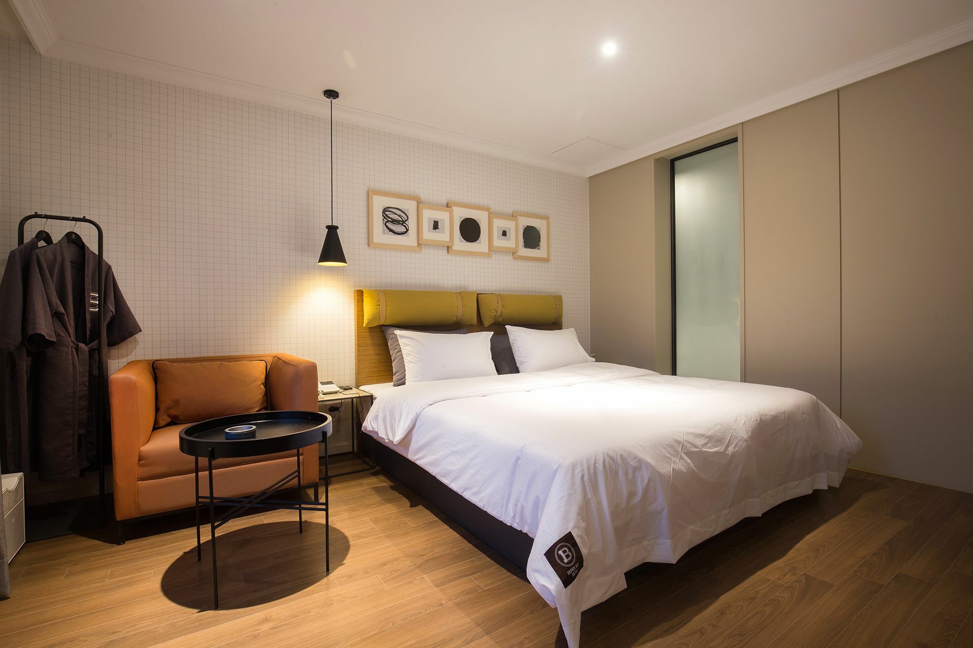 Hotel Brown-dot Choeup 2*