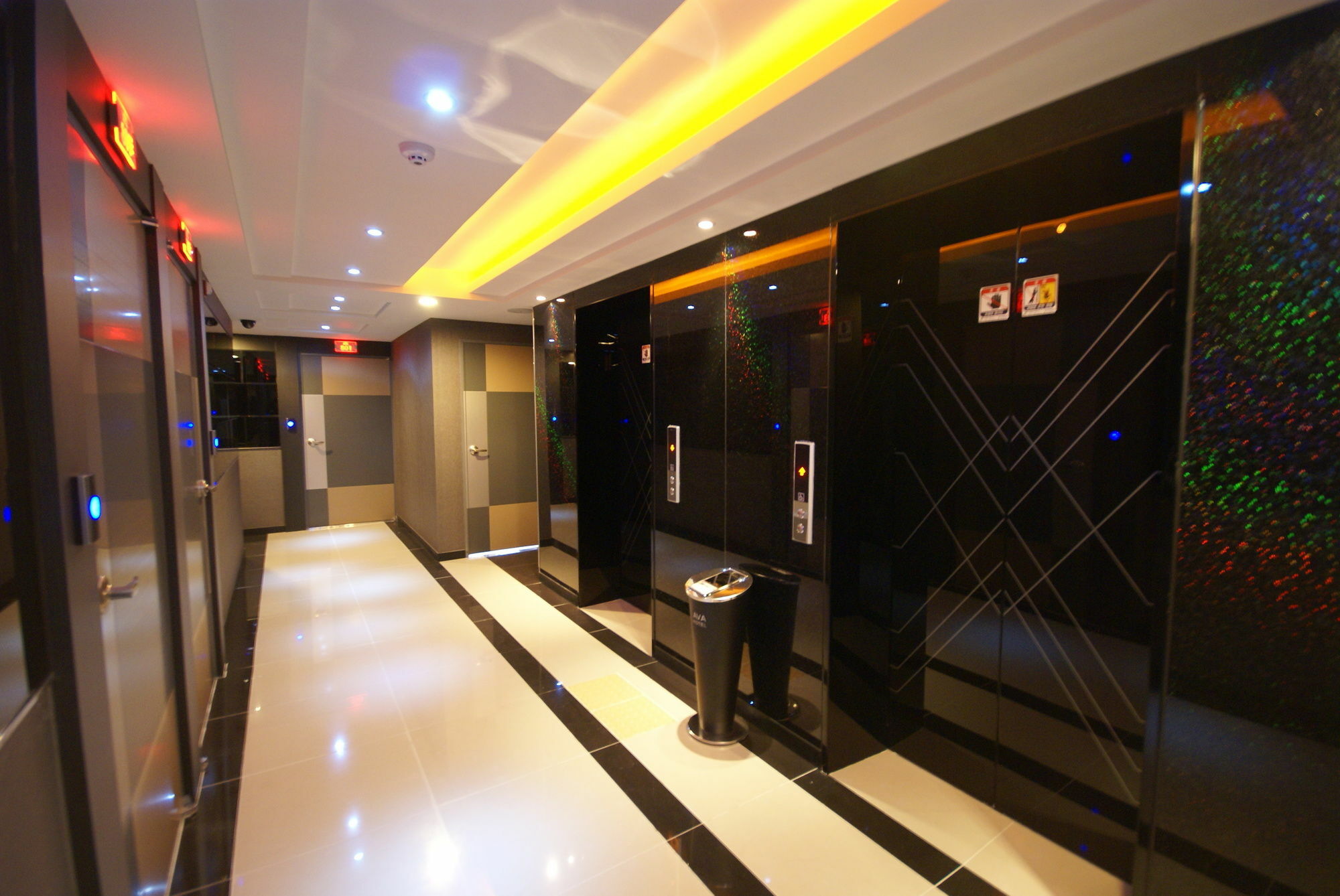 H Moment Songjeong Hotel