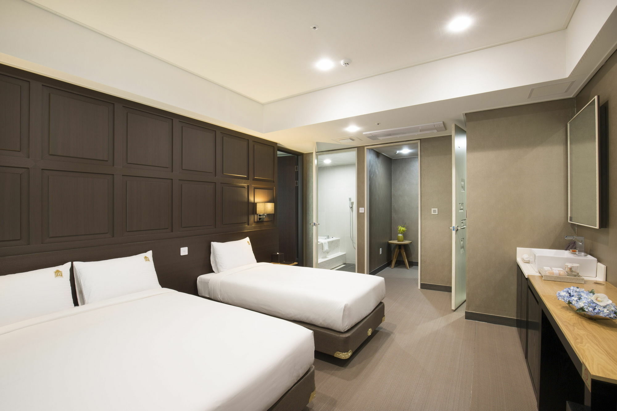 Benikea Haeundae 3*