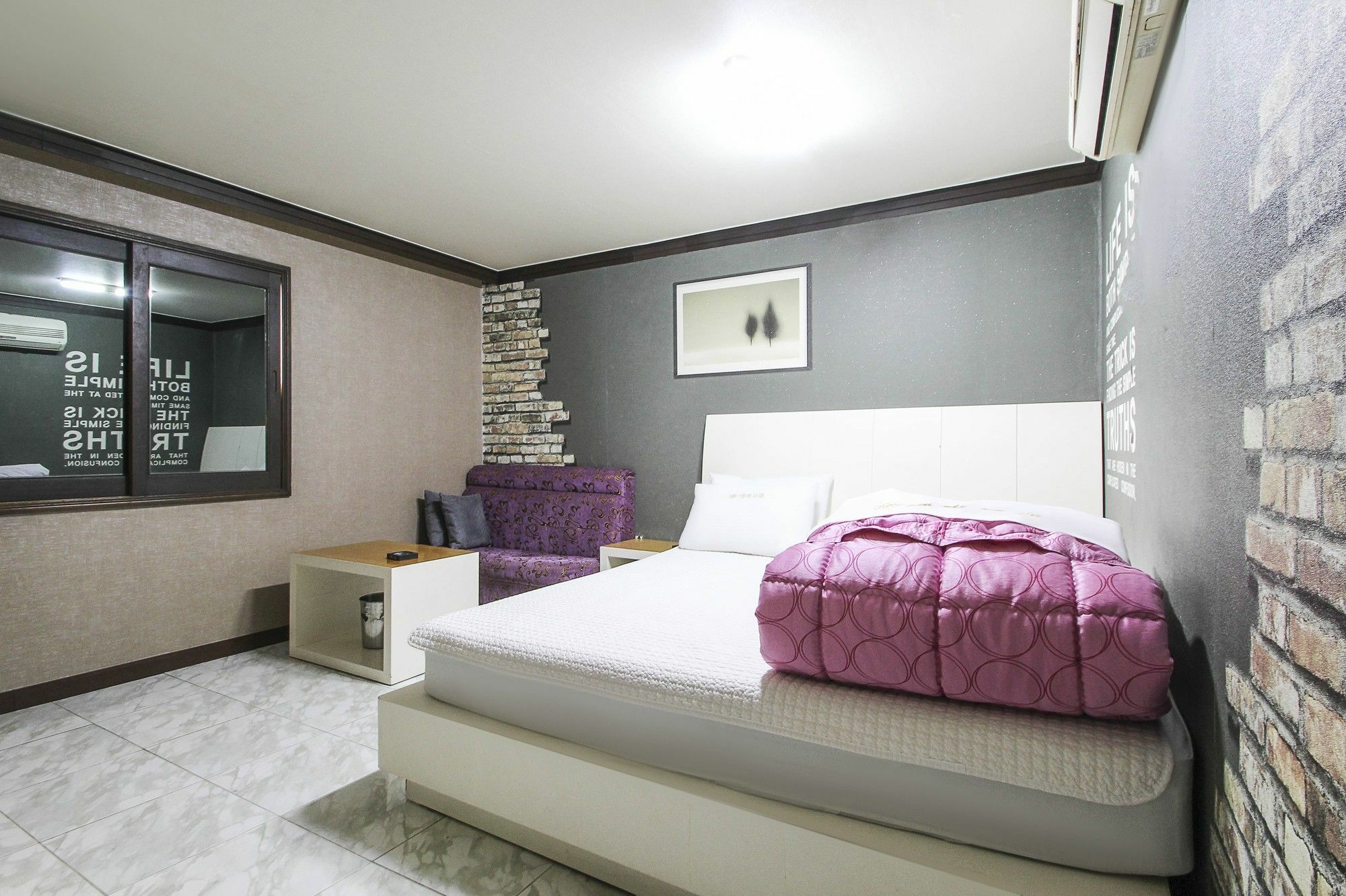 Thema 2* Busan