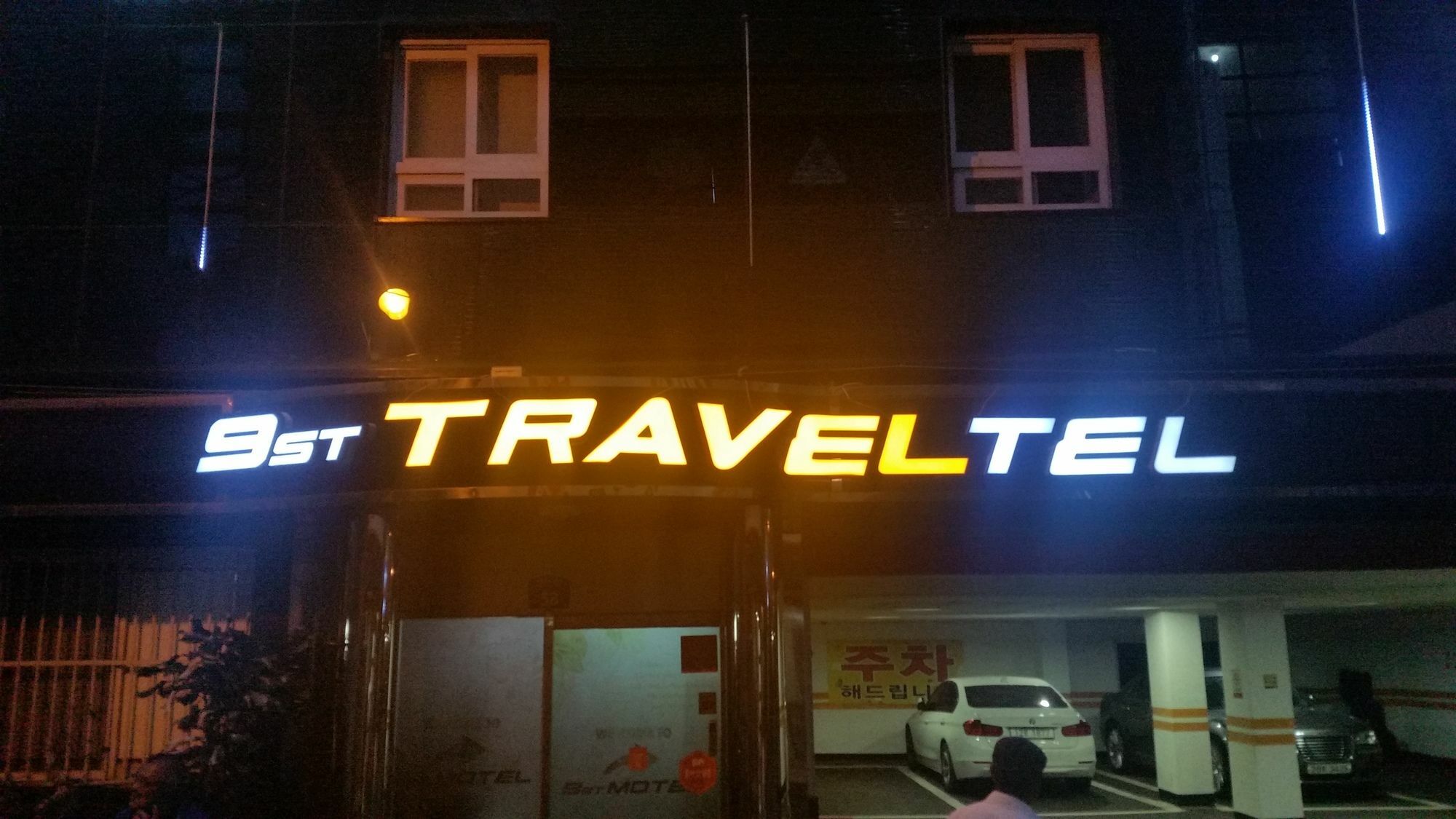 9st Traveltel Hotel