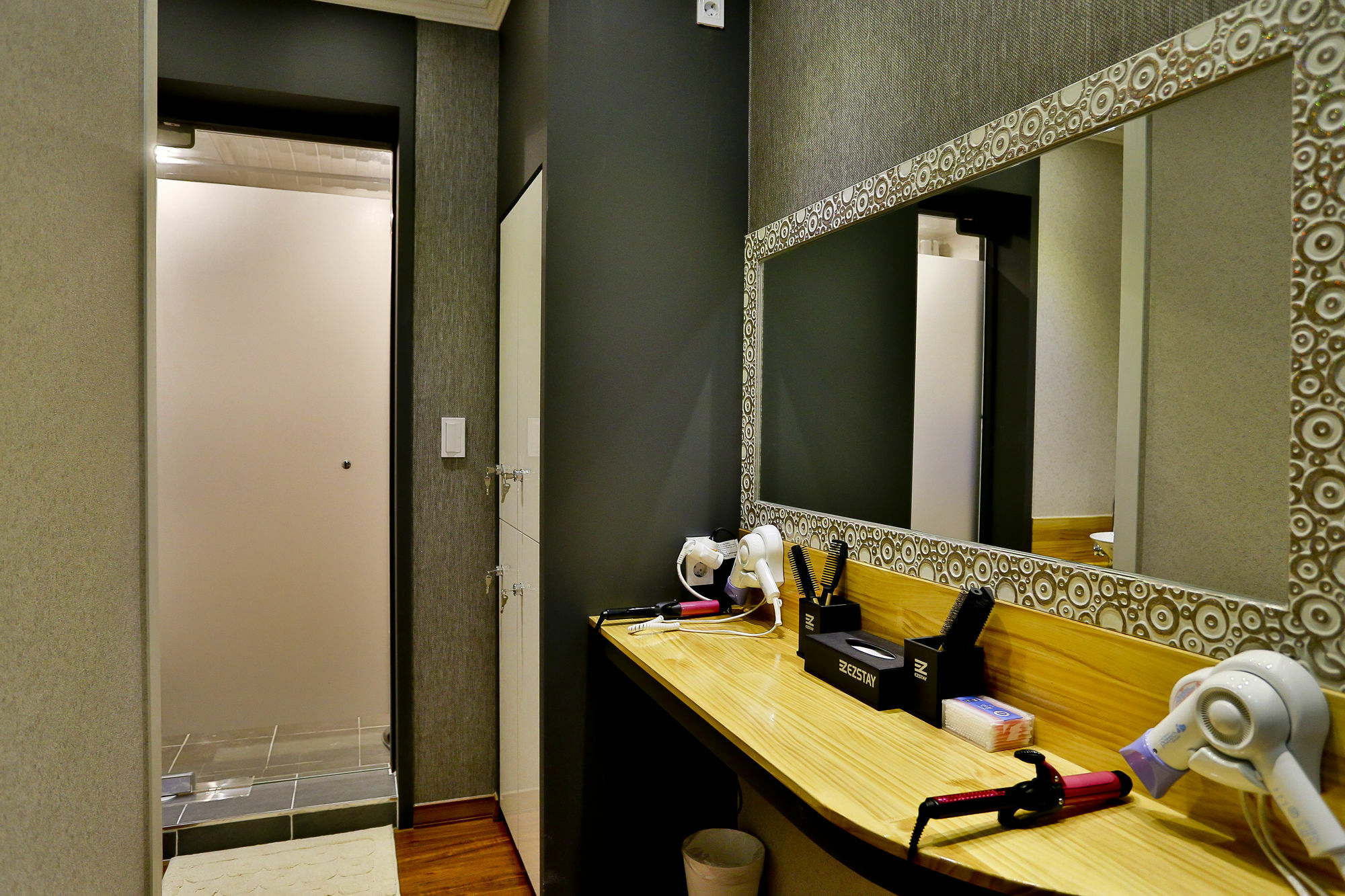 Ezstay-nampo 3*