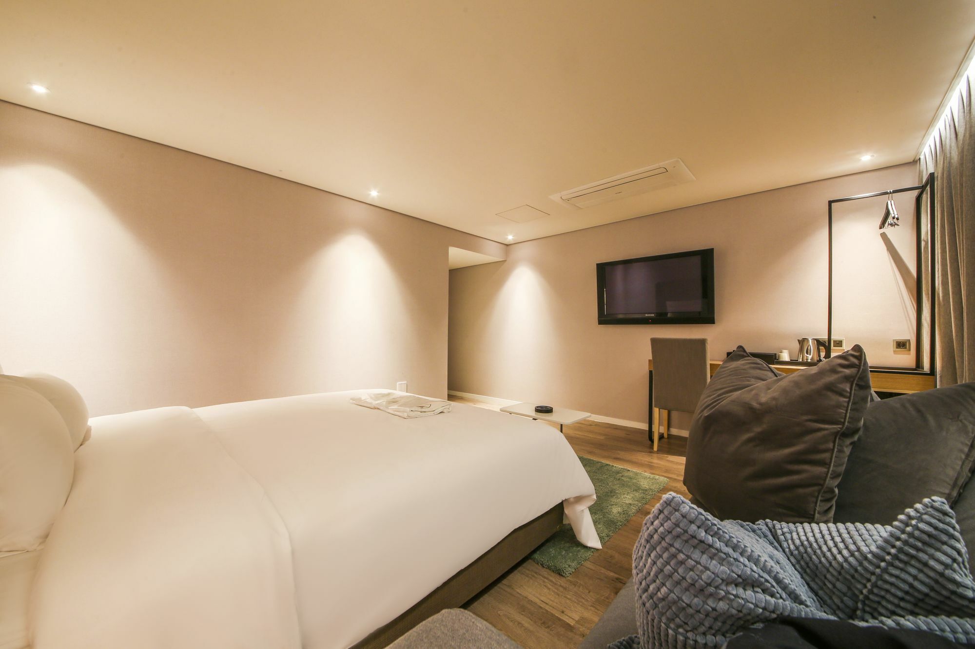 Hotel Londoner Hwamyeong Busan