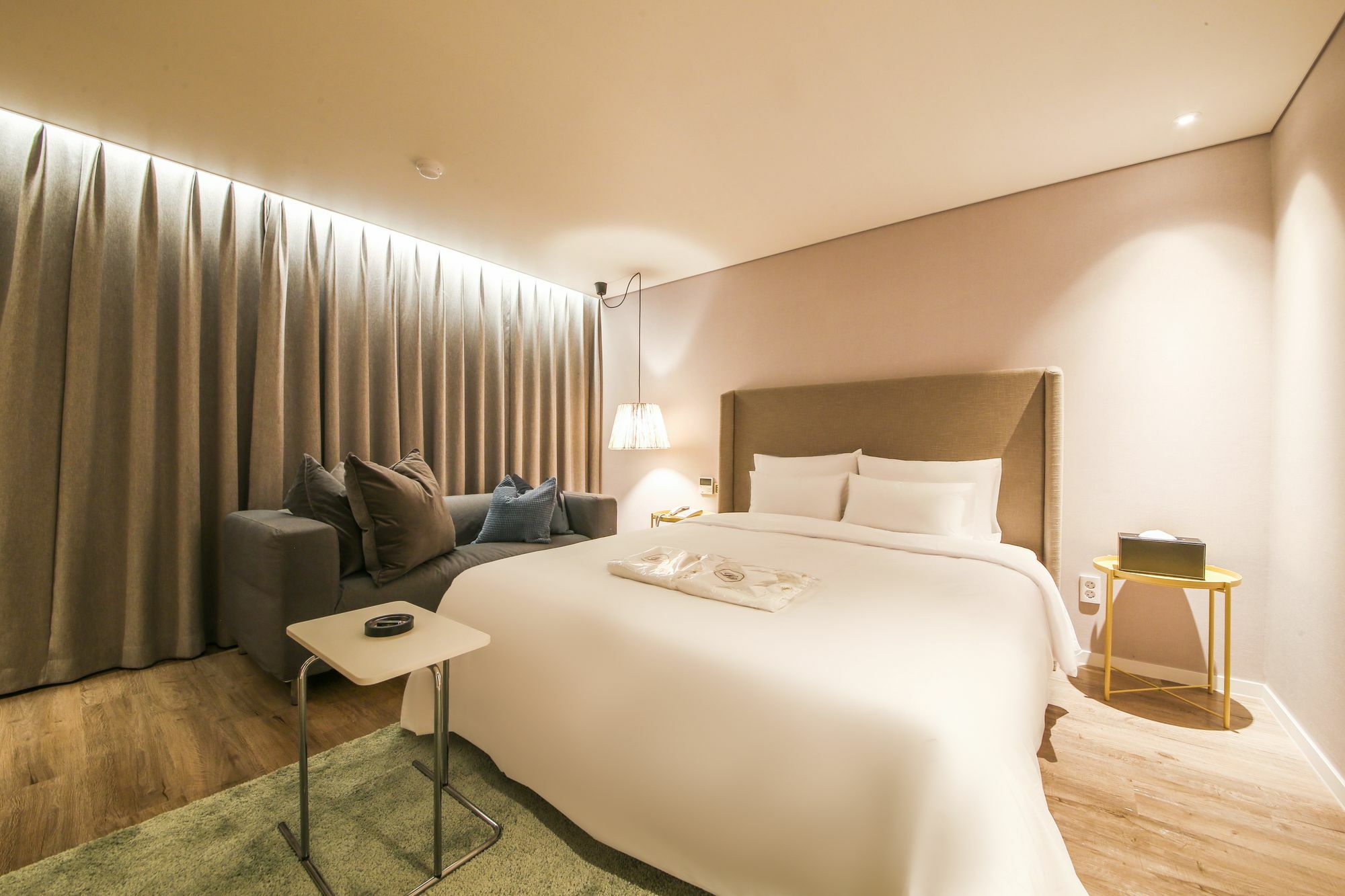 Londoner Hwamyeong Hotel