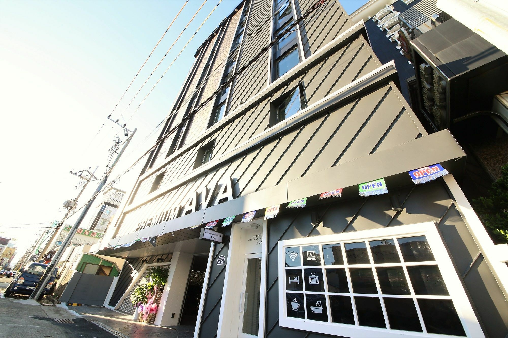 Hotel Premium Ava 2*