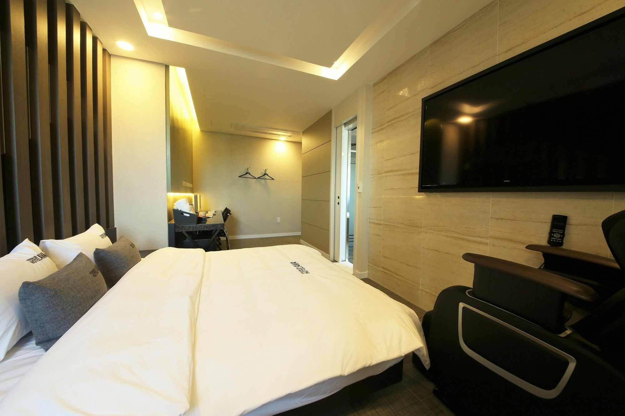 Hotel Premium Ava 2*