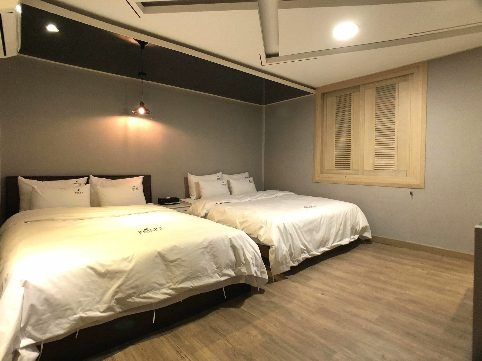 Bricks Haeundae Motel