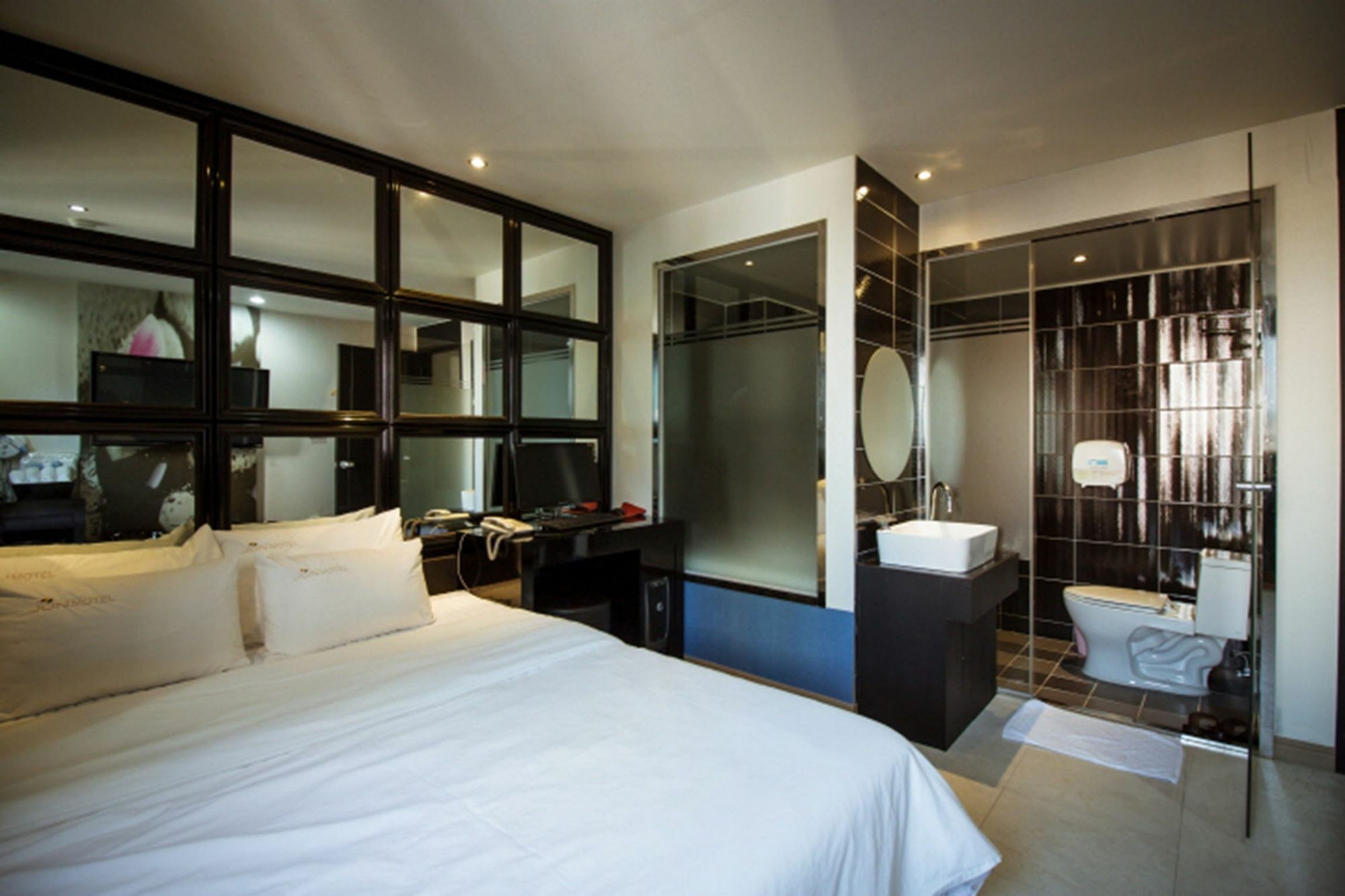 June Haeundae Motel 2*