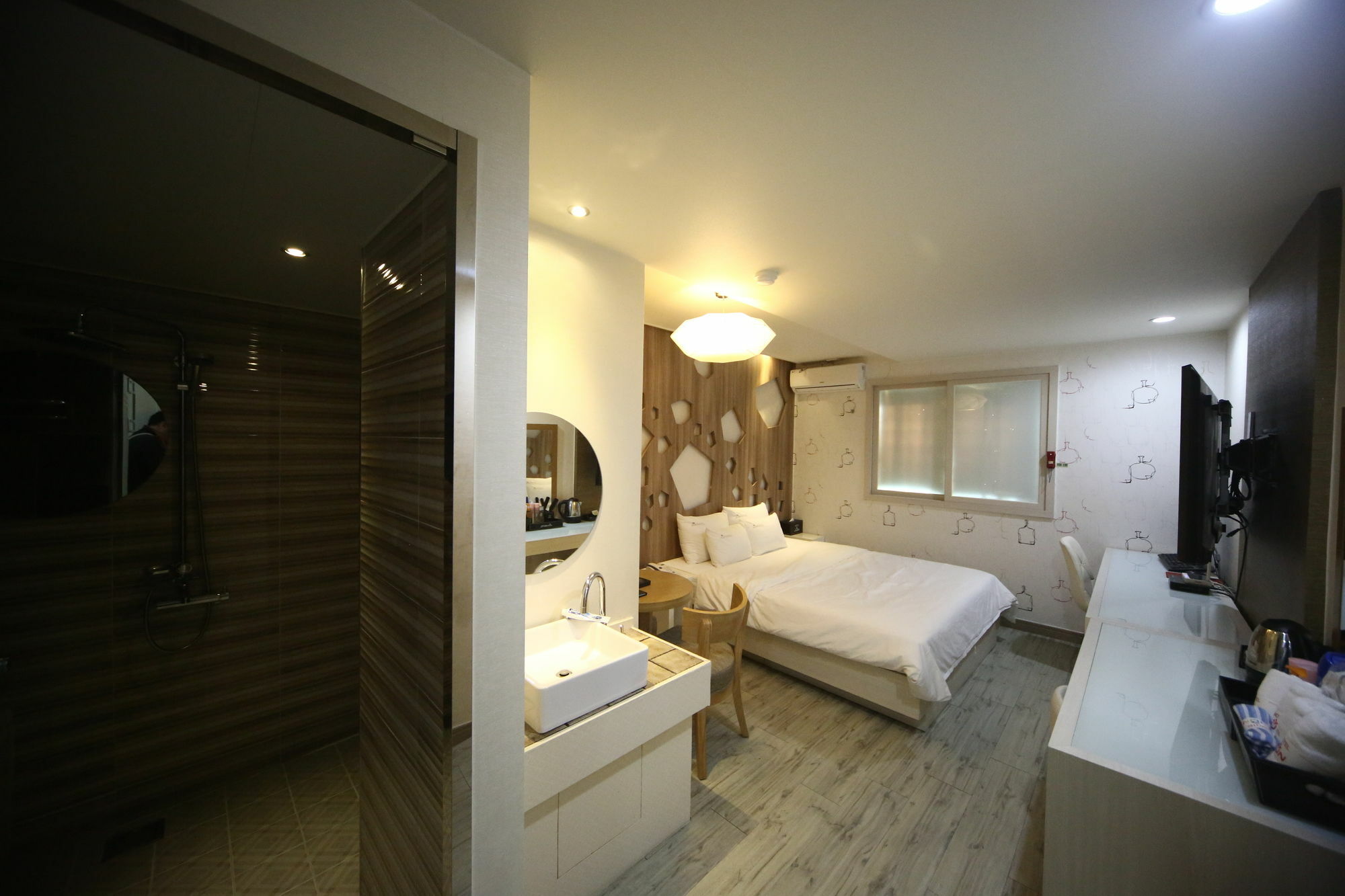 June Haeundae Motel 2*