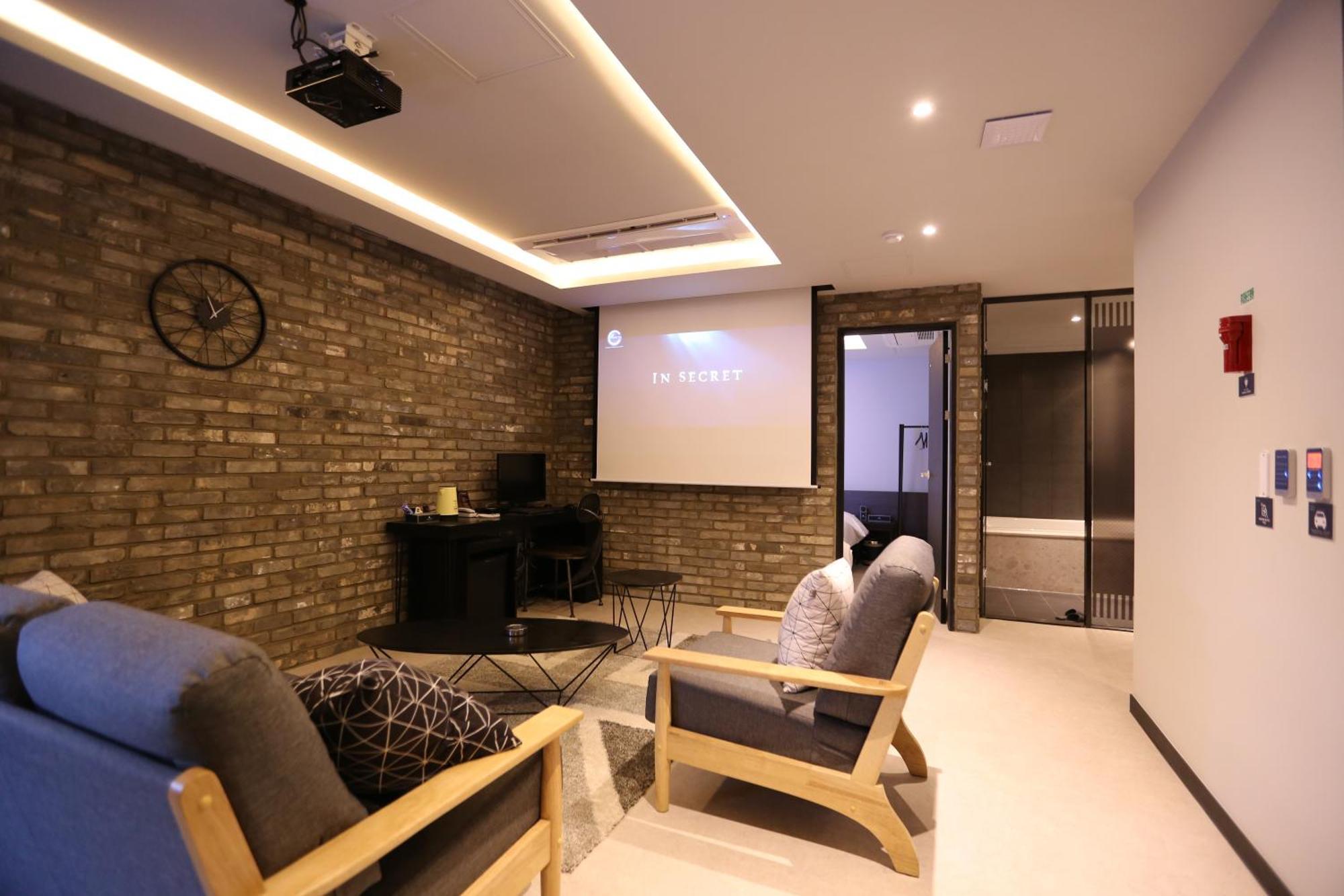 Dae Yeon Le Idea Hotel 3*