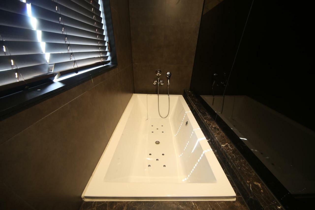 Beomil Brown Dot Hotel Busan