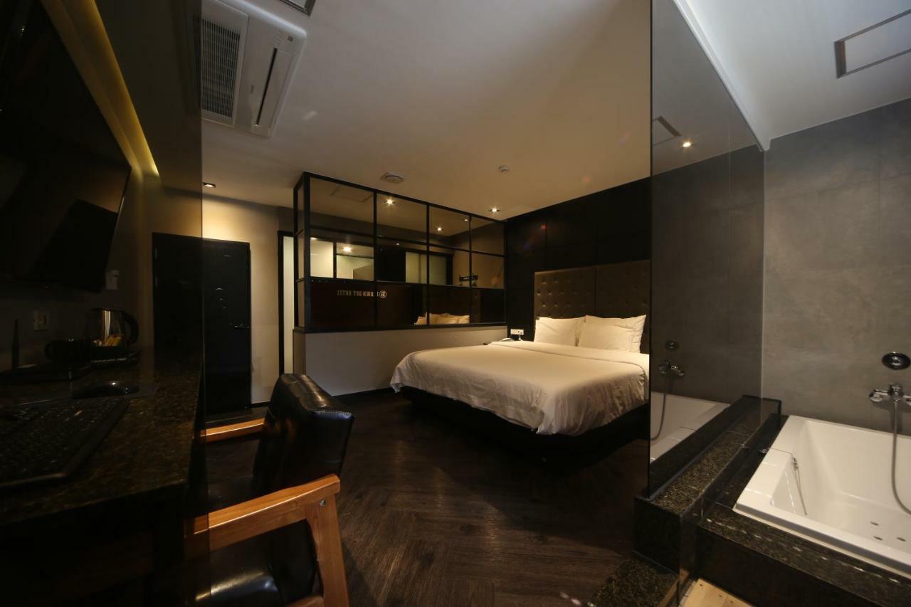 Hotel Beomil Brown Dot Busan