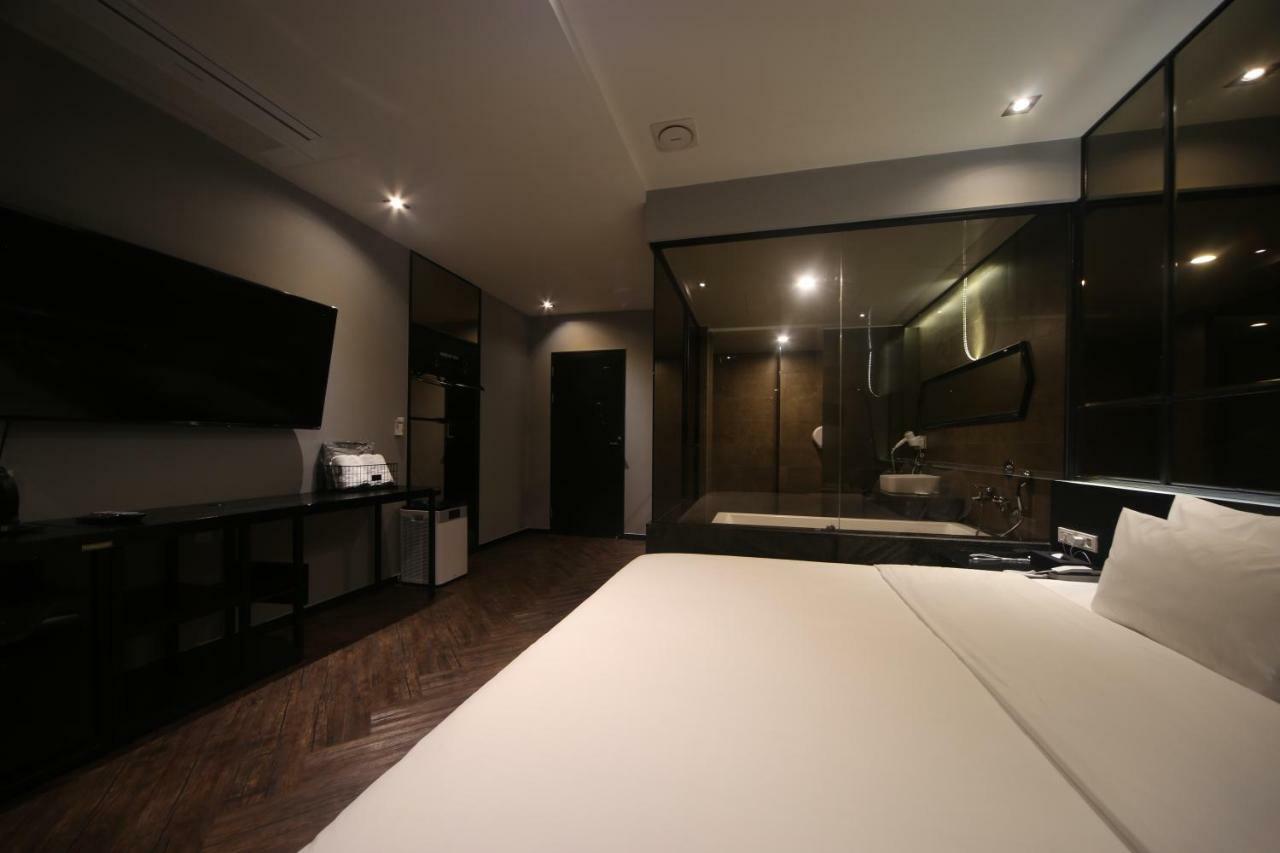 Beomil Brown Dot Busan