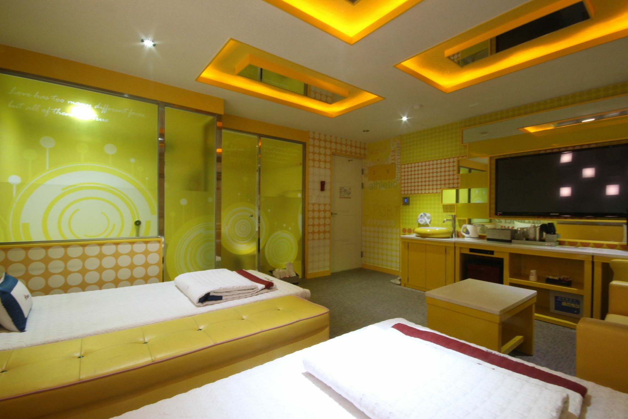 Hotel A One